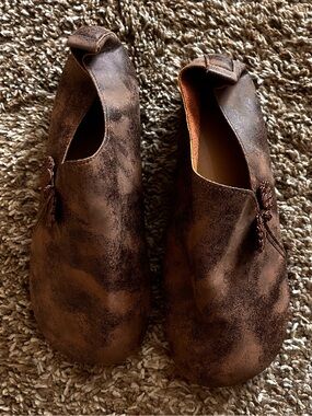 Rustic Brown Slip-On Leather Flats Size 10-10.5 (41) Women’s